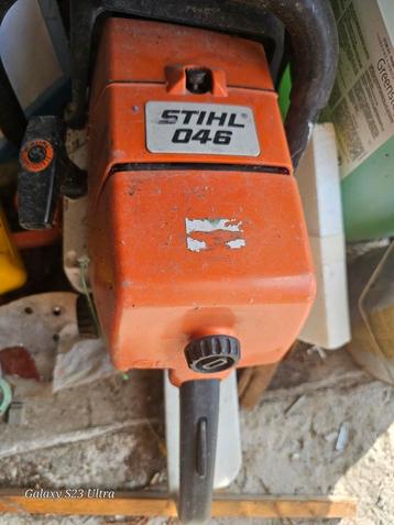 Tronçonneuse STIHL 046.