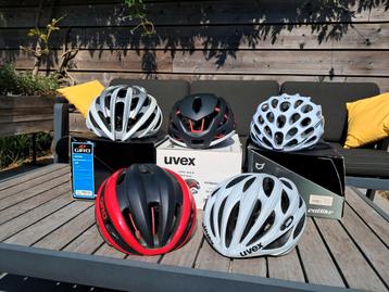 Diverse fietshelmen  beschikbaar voor biedingen