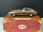 Jaguar E-Type Coupé — 24-karaats goud (Europ'or), Ophalen, Nieuw, Auto