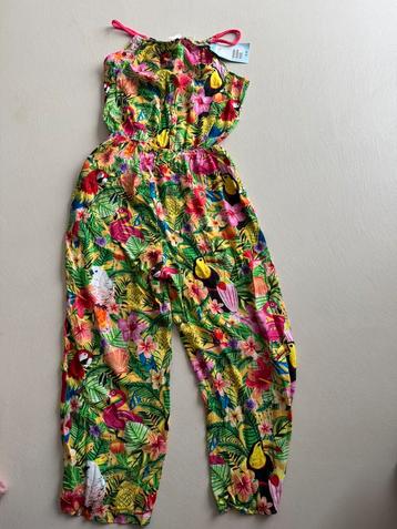 Jumpsuit beschikbaar voor biedingen