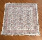 Vintage retro tafelkleed 115/107, Huis en Inrichting, Tafelkleden, Ophalen of Verzenden, Gebruikt