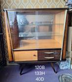 Vintage Retro vitrinekast goed onderhouden, Huis en Inrichting, Kasten | Vitrinekasten, Ophalen, Gebruikt, 100 tot 150 cm, Jaren 60/70