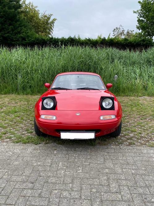 Mazda mx5 na 1996, Auto's, Mazda, Particulier, MX-5, Elektrische ramen, Benzine, Cabriolet, Handgeschakeld, Rood, Zwart, Achterwielaandrijving