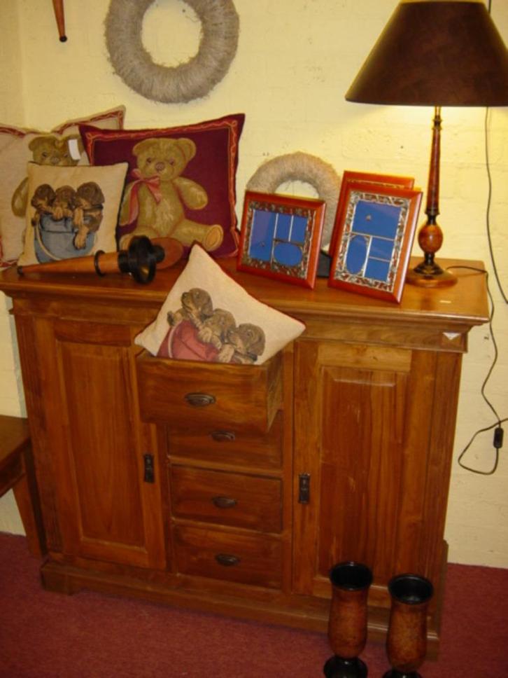 NIEUW DRESSOIR tv kast TV-MEUBEL – Flamant teakhout, Huis en Inrichting, Woonaccessoires | Overige, Nieuw, Ophalen