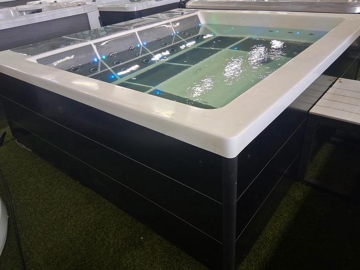Balboa jacuzzi uniek design incl bezorging&garantie, Tuin en Terras, Bubbelbaden en Hottubs, Ophalen of Verzenden