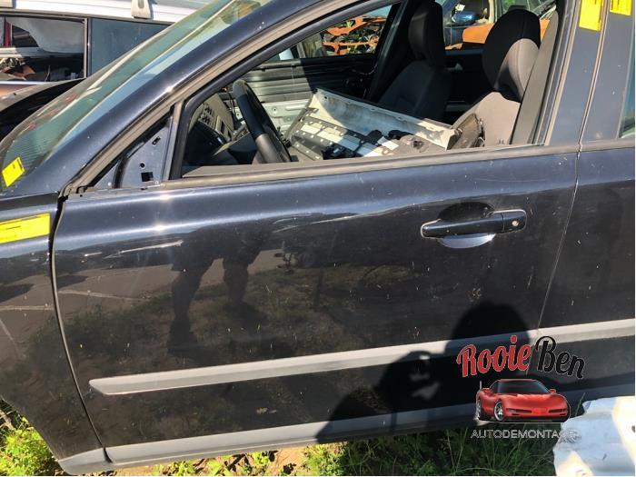 Portier 4Deurs links-voor van een Volvo V50 (452), Auto-onderdelen, Carrosserie, Deur, Volvo, Gebruikt, 3 maanden garantie, Ophalen of Verzenden
