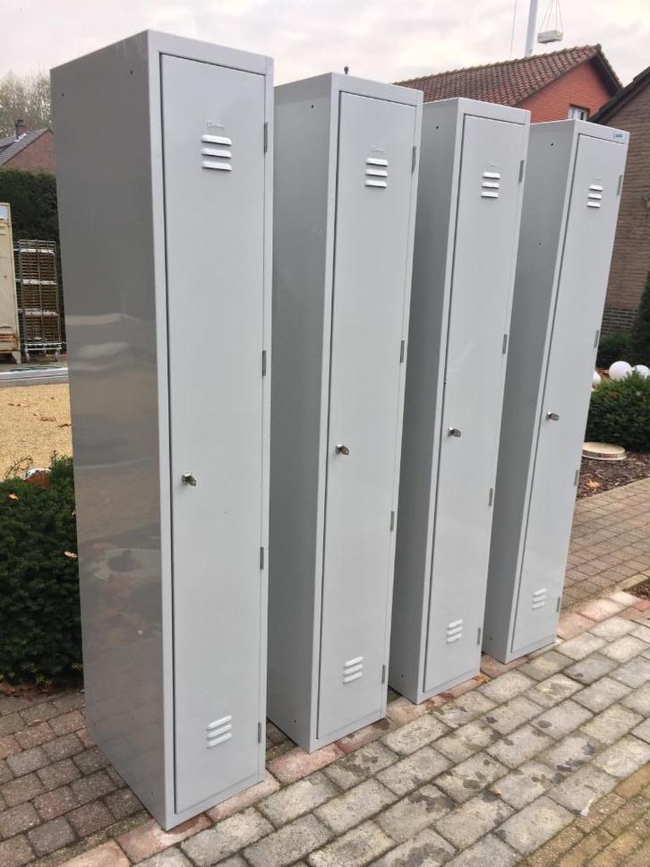 Mooie 1 - deurs lockers / lockerkasten . In goede staat, Huis en Inrichting, Kasten | Overige, Gebruikt, Ophalen