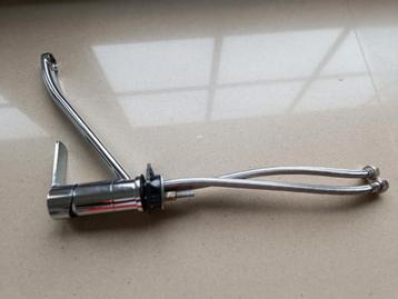Keukenkraan hoogte 12cm vanaf het werkblad. beschikbaar voor biedingen