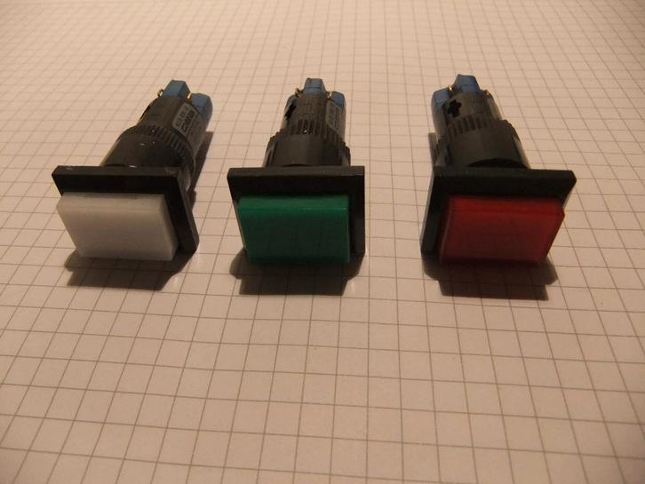 Interrupteurs à bouton-poussoir EAO 01-121., Hobby & Loisirs créatifs, Composants électroniques, Neuf, Enlèvement ou Envoi