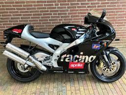 Gezocht Aprilia rs 250 en Suzuki rgv 250 motorfietsen en on  beschikbaar voor biedingen