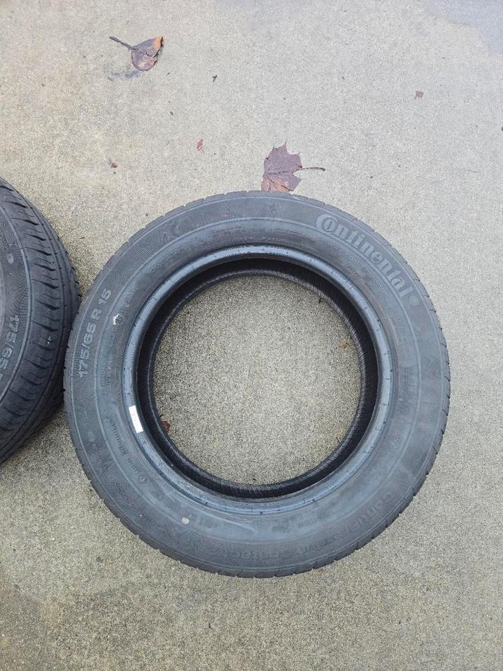 ContiPremiumContact 2 175/65 15, Auto-onderdelen, Banden en Velgen, Band(en), Zomerbanden, 15 inch, Ophalen