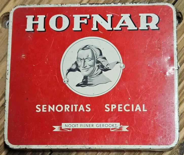 Boîte à cigares vintage Hofnar
C'est un millésime, Collections, Boîte en métal, Enlèvement ou Envoi