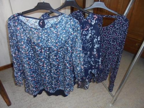 3 Superbes TUNIQUES "coloris bleus -fleuris" T.42/44 NEUF, Vêtements | Femmes, Blouses & Tuniques, Neuf, Taille 42/44 (L), Bleu