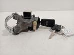 CONTACTSLOT + SLEUTEL Toyota Yaris III (P13) (450200d04), Auto-onderdelen, Gebruikt, Toyota