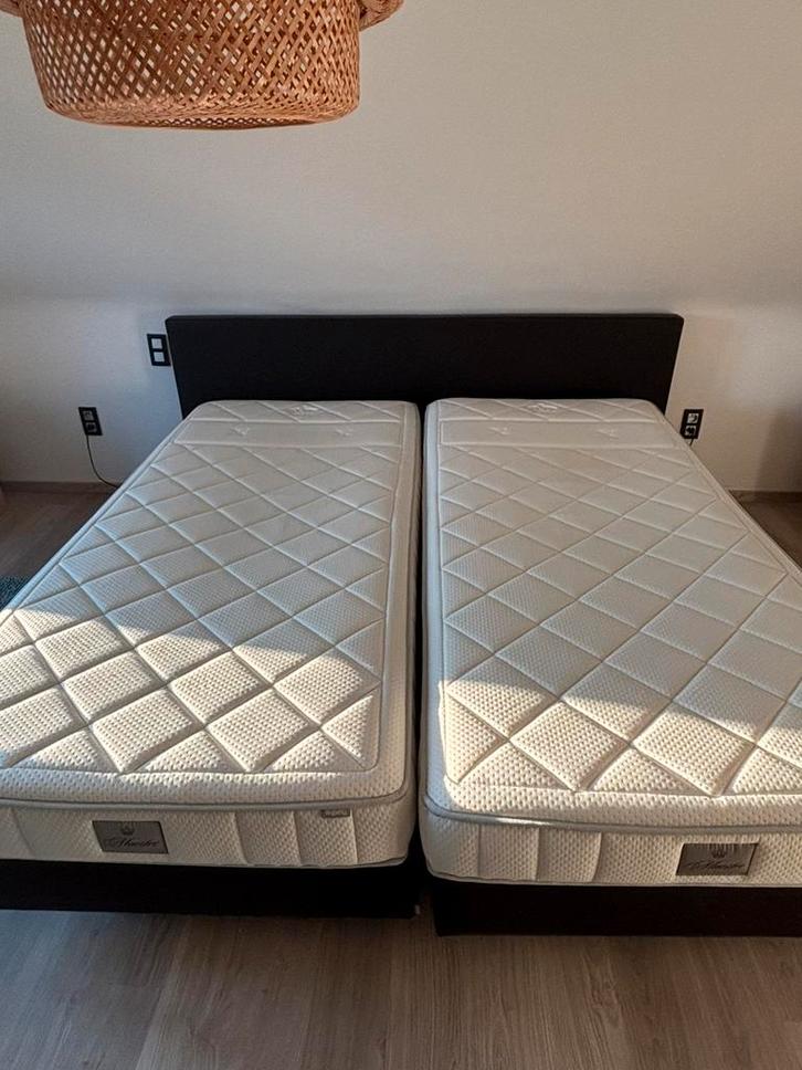 Boxspring Auping Kingsize elektrisch, Huis en Inrichting, Slaapkamer | Boxsprings, Ophalen