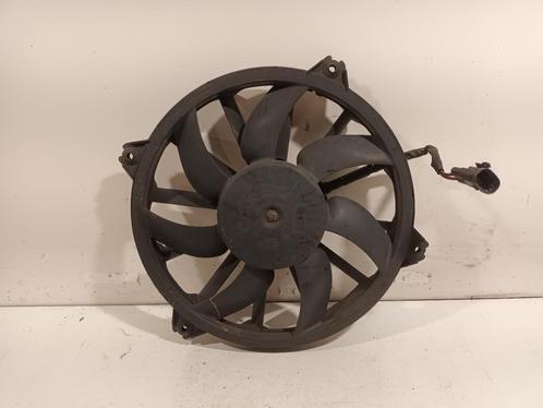 KOELVENTILATORMOTOR Citroën DS5 (KD / KF) (1049874716T), Auto-onderdelen, Airco en Verwarming, Citroën, Gebruikt