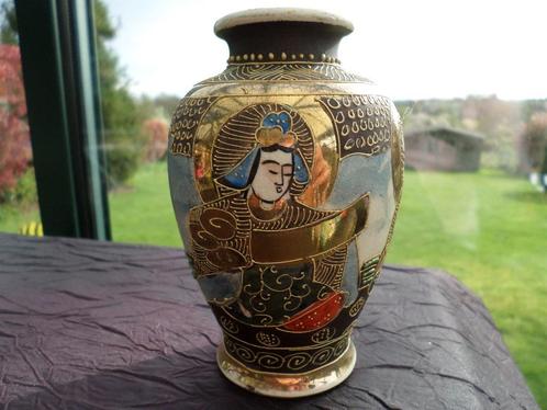 Joli vase Satsuma, Japon, milieu XX siècle, Antiquités & Art, Antiquités | Vases, Enlèvement ou Envoi