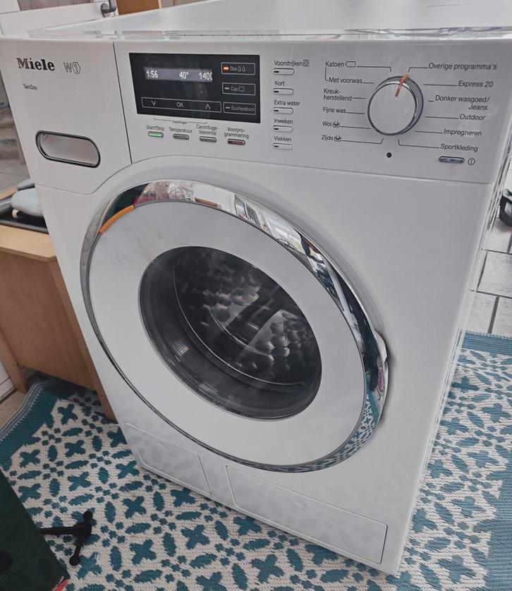 Miele W1 Twindos 8Kilo A+++ energiezuinig, Elektronische apparatuur, Wasmachines, Zo goed als nieuw, Voorlader, 8 tot 10 kg, Minder dan 85 cm