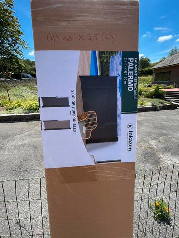 Uittrekbare zonen- windscherm  beschikbaar voor biedingen