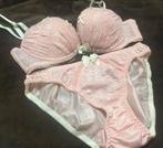 Satijnen lingerie nieuw maat S, Kleding | Dames, Ondergoed en Lingerie, Ophalen of Verzenden