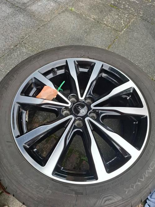 Ford kuga st line velgen 18 inch 5x108, Auto-onderdelen, Banden en Velgen, Banden en Velgen, Zomerbanden, 18 inch, 235 mm, Personenwagen