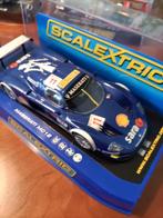 Scalextric - Circuit ADVANCE - Piste de course complète - 2 voitures et 2  commandes 1:32 (GT3 Series)