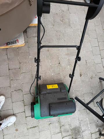 Verticuteermachine, Enlèvement, Comme neuf