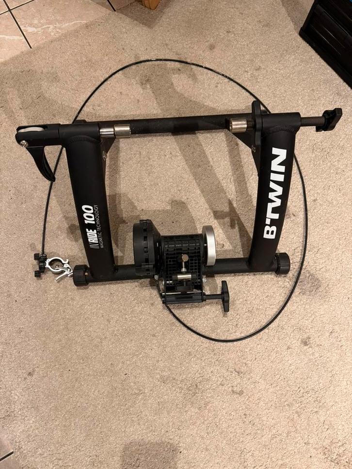 Home trainer in  ride 100 B’TWIN, Sport en Fitness, Wielrennen, Zo goed als nieuw, Ophalen