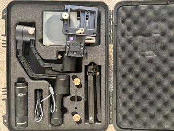 Stabilisateur Zhiyun Crane plus, TV, Hi-fi & Vidéo, Photo | Trépieds & Rotules, Envoi, Comme neuf, Autres types