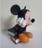 🌟️Sad Mickey Mouse - Sitting on Books️🌟, Verzamelen, Disney, Ophalen of Verzenden, Mickey Mouse, Zo goed als nieuw, Beeldje of Figuurtje