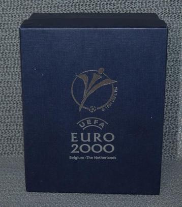 Euro 2000 Belgium - Sweden / Kristallen Souvenirglas in Box beschikbaar voor biedingen