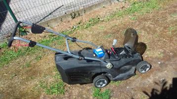 Draadloze elektrische trimmer, Tuin en Terras, Grasmaaiers, Ophalen, Gebruikt, Accu-grasmaaier, Opvangbak