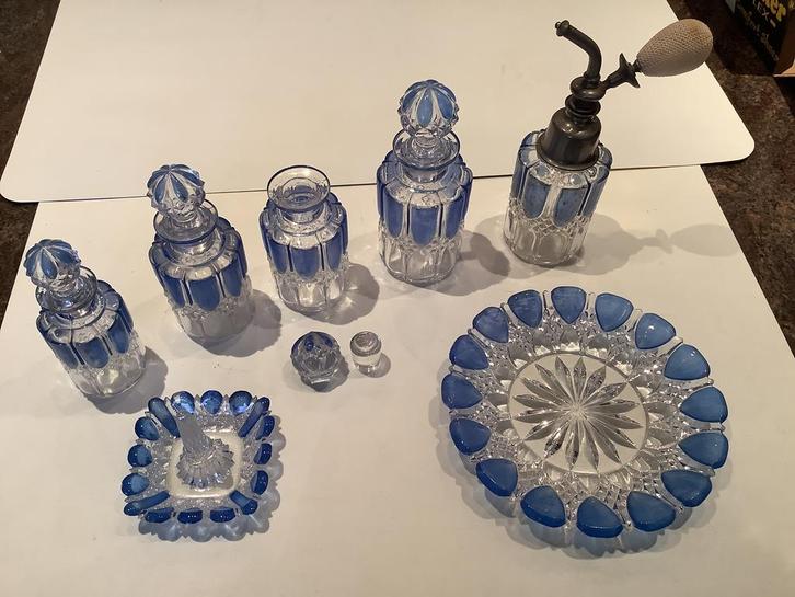 Toiletgarnituur Val Saint Lambert, Antiek en Kunst, Antiek | Glaswerk en Kristal, Ophalen of Verzenden