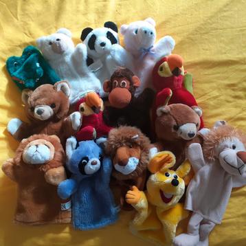 Zachte handpoppen dieren  beschikbaar voor biedingen