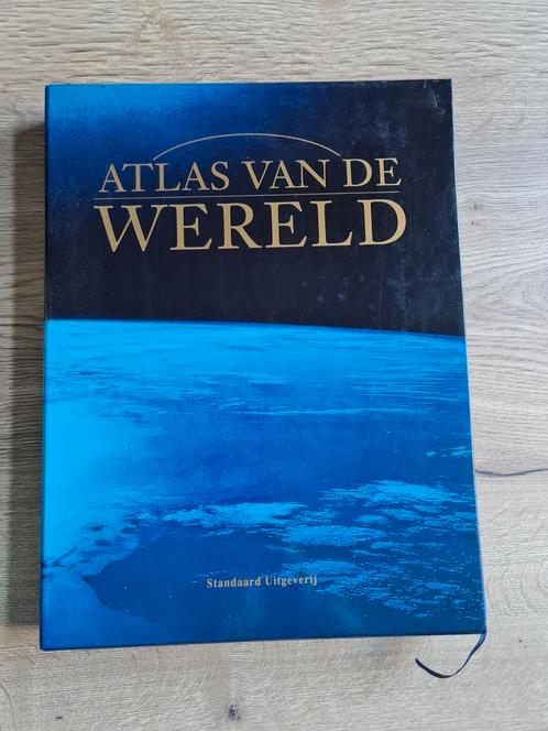 Boek : atlas van de wereld / A. Brucker, Livres, Atlas & Cartes géographiques, Comme neuf, Monde, Enlèvement ou Envoi