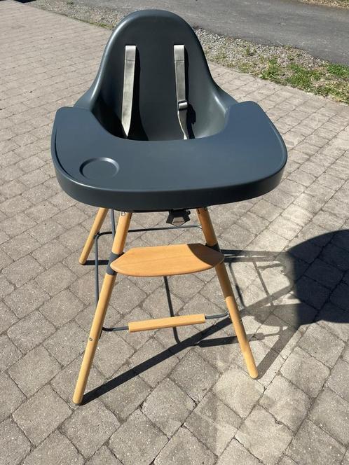 Chaise bébé Childhome, Kinderen en Baby's, Kinderstoelen, Zo goed als nieuw, Hangstoel, Afneembaar eetblad, Gordel(s), Stoelverkleiner