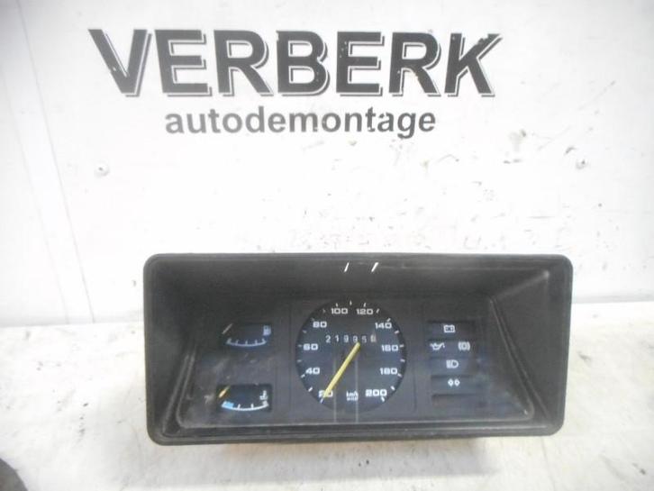 COCKPIT Kadett D (31 / 32 / 33 / 34 / 41 / 42 / 43 / 44), Auto-onderdelen, Dashboard en Schakelaars, Opel, Gebruikt