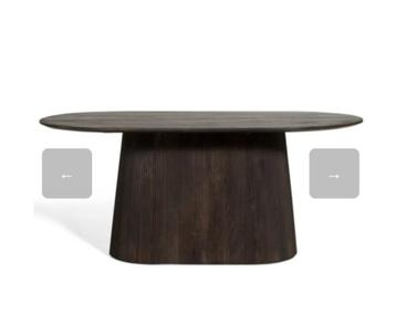 Eettafel beschikbaar voor biedingen