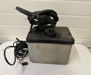 OMC Johnson / Evinrude Oil tank / olie tank beschikbaar voor biedingen