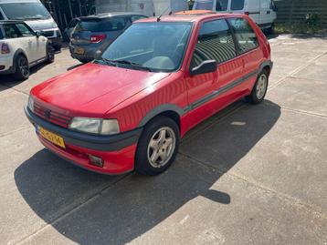 Peugeot 106 1.4 XSi 1993 Rood 191.000 km beschikbaar voor biedingen