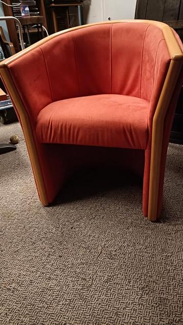 Fauteuil velours rouge orangé  beschikbaar voor biedingen