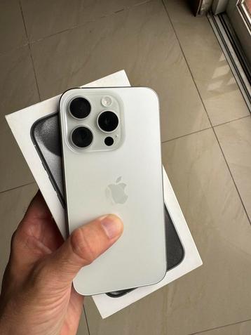 iPhone 15 Pro 256gb in nieuwstaat beschikbaar voor biedingen
