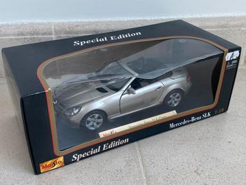 Maisto Mercedes-Benz SLK-Klasse beschikbaar voor biedingen