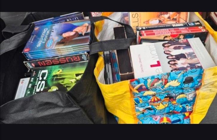 Meer dan 40 dvd boxen en dvds, Cd's en Dvd's, Dvd's | Tv en Series, Gebruikt, Ophalen