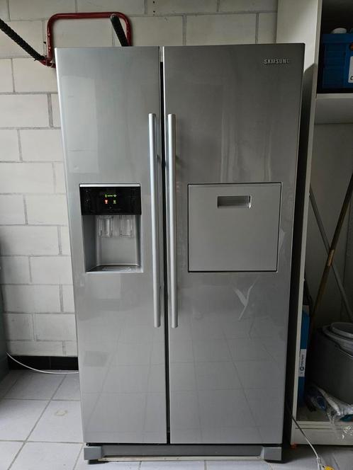 Samsung Amerikaanse koelkast, Elektronische apparatuur, Koelkasten en IJskasten, Gebruikt, Met aparte vriezer, 200 liter of meer