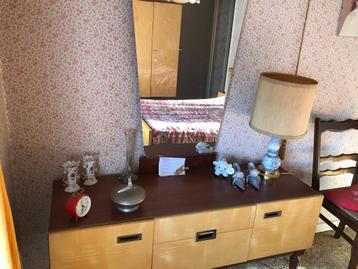 Mooie vintage slaapkamer beschikbaar voor biedingen