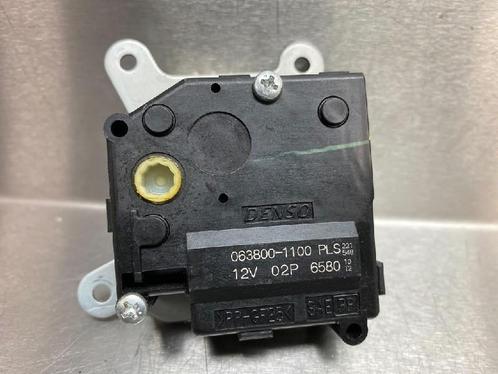 KACHELSTELMOTOR Lexus CT 200h (01-2010/09-2020) (0638001100), Auto-onderdelen, Airco en Verwarming, Lexus, Gebruikt