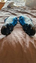 Addidas voetbalschoenen, Ophalen of Verzenden, Zo goed als nieuw, Schoenen