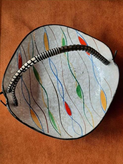 Nog 1 schaaltje in keramiek met asymmetrisch hengsel, Antiek en Kunst, Curiosa en Brocante, Ophalen of Verzenden