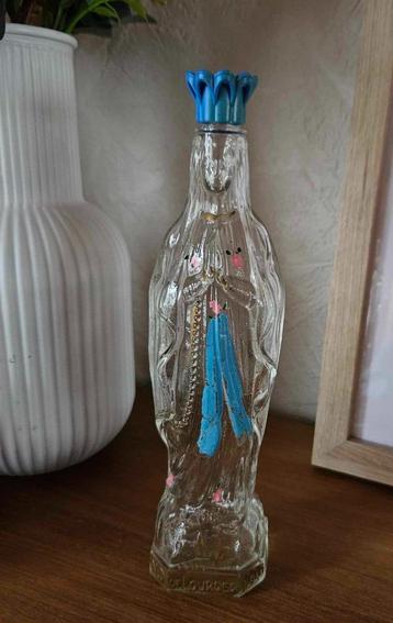 Ancien flacon en verre de la Vierge de Lourdes beschikbaar voor biedingen